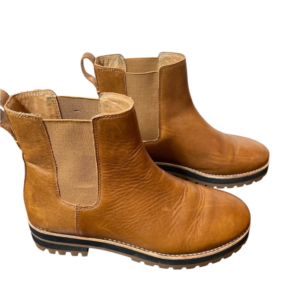 Madewell Ivy Lug Sole Leather Chelsea Boots - Picture 2 of 9